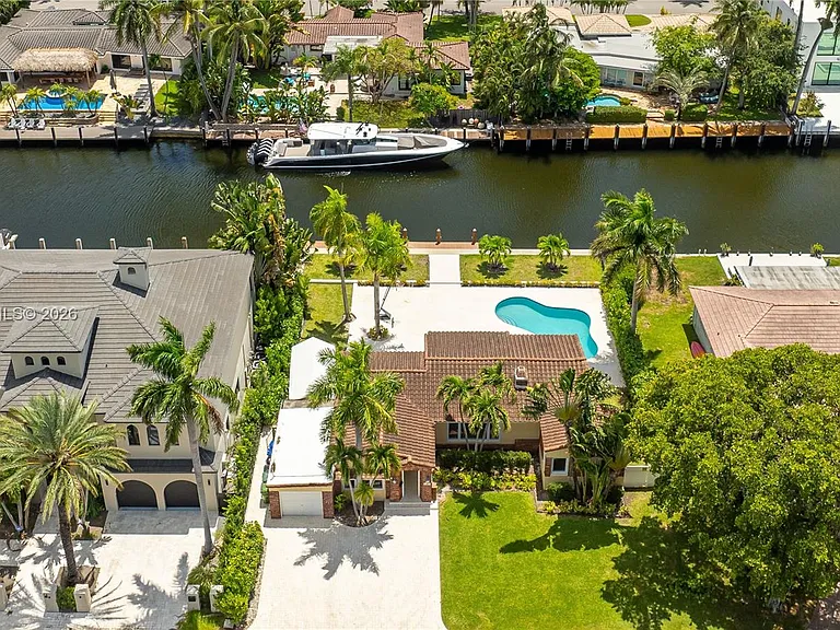 330 Coconut Isle Dr — Photo 31