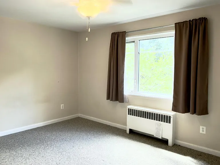 10311 Montrose Ave #202 — Photo 15