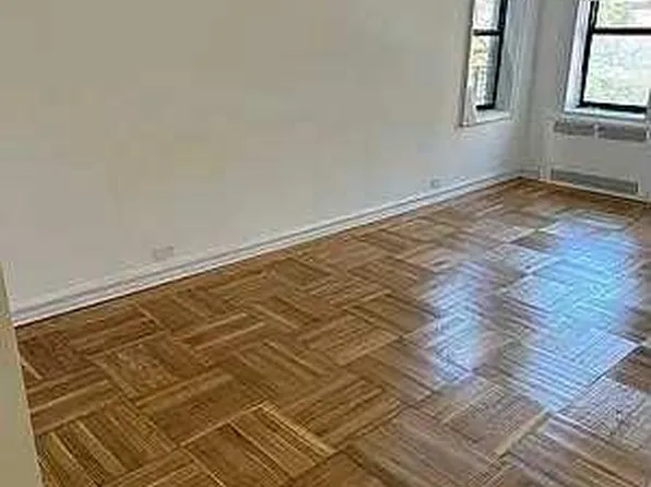 98-50 67th Avenue image 7 of 11