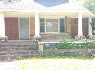 239 11th St SW, Hickory, NC 28602