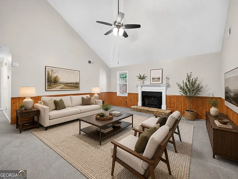 129 Springbrook Dr — Photo 4