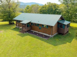 290 McCombs Rd, Murphy, NC 28906
