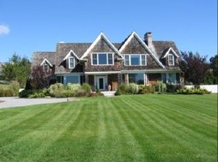 42 Old Farm Rd, Sagaponack, NY 11962