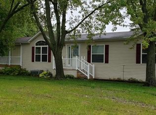 281 Bayview Rd, Elgin, IL 60123