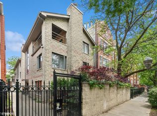 636 W Schubert Ave #C, Chicago, IL 60614