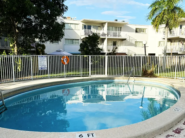 7701 N Kendall Dr #B224 — Photo 12