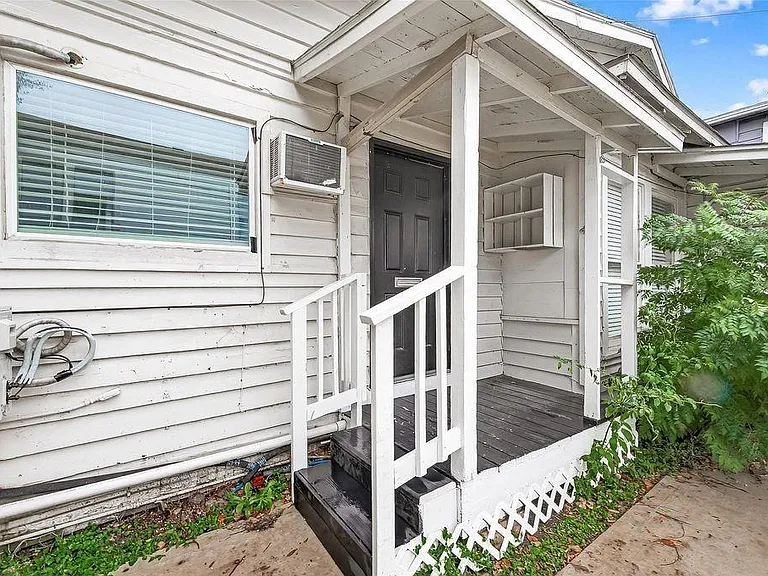 1511 Scharpe St #2 — Photo 4