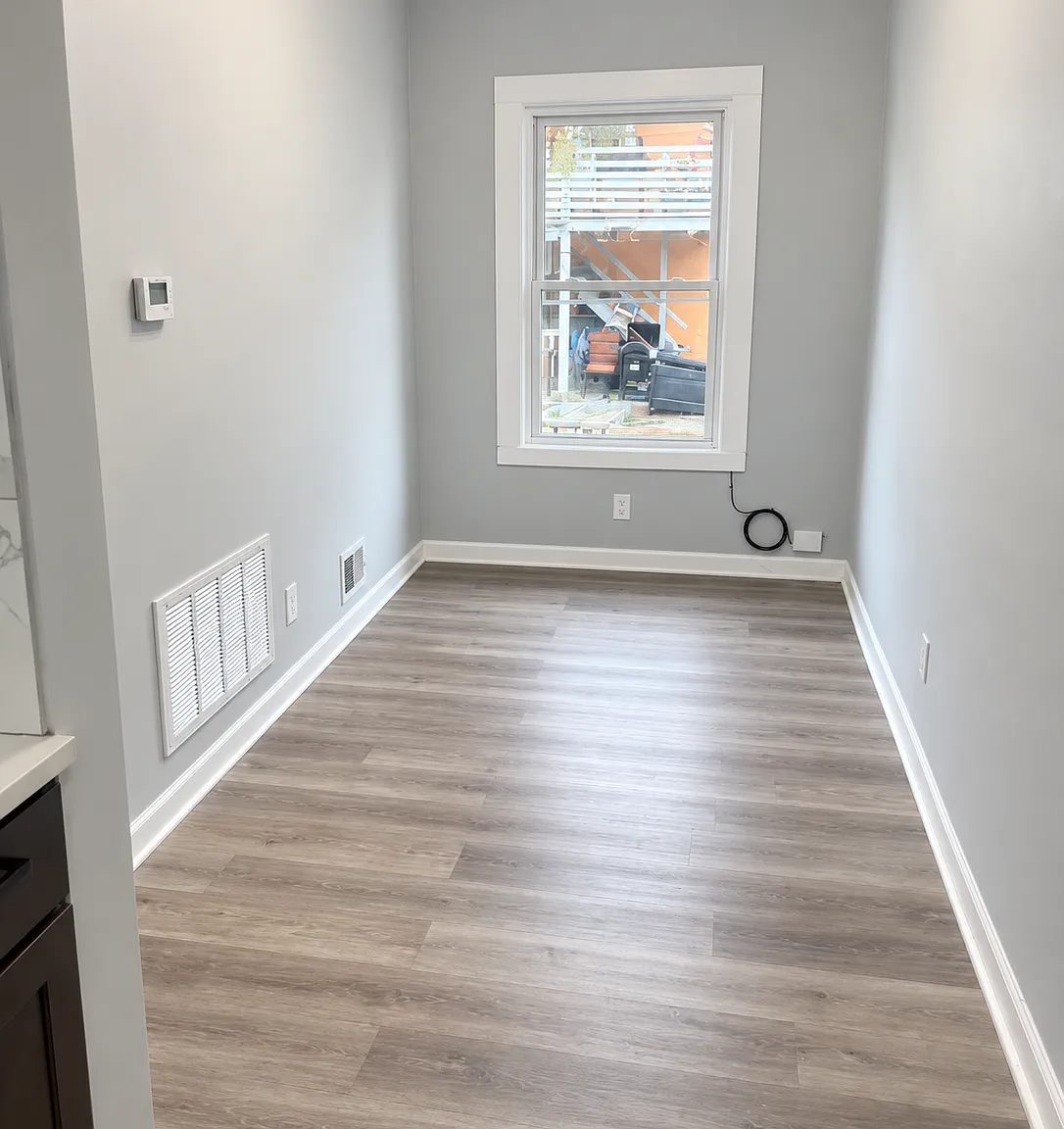 2 bed, 950 sqft, $1,800 — Photo 2