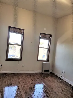 Rented by The Hamilton Group | media 53