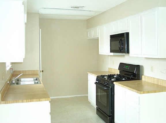 3rd image of 12515 Jaguar Dr