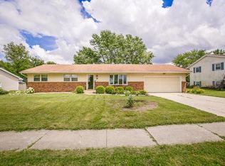 202 N Parkside Rd, Normal, IL 61761