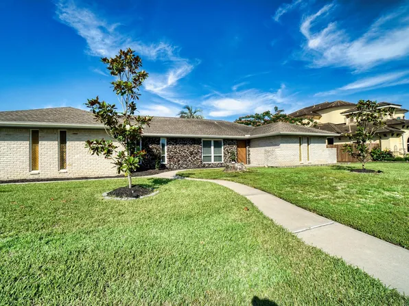 18503 Kings Lynn St, Houston, TX 77058