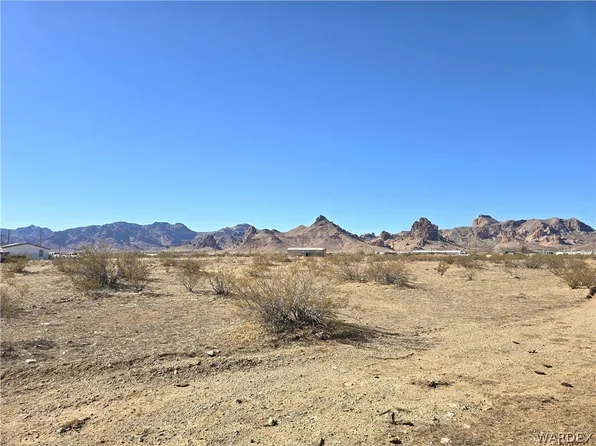 2449 S Canelo Rd, Golden Valley, AZ 86413