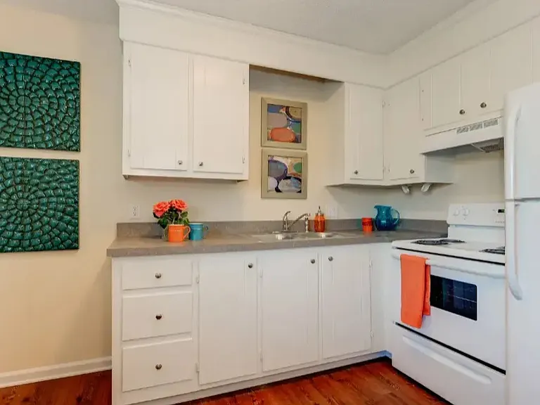 3027 Adams Blvd #6 — Photo 7