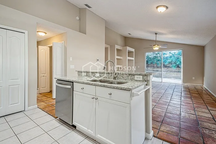 2718 Golden Eagle Point — Photo 7
