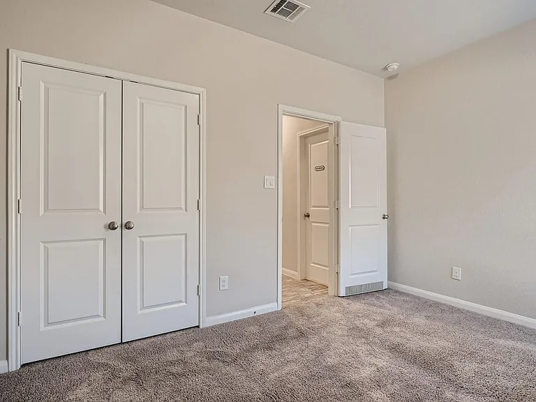 5442 Black Walnut — Photo 24