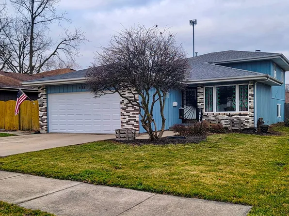 3138 Sangamon St, Steger, IL 60475