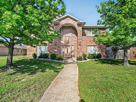 2nd image of 1110 Hall Dr