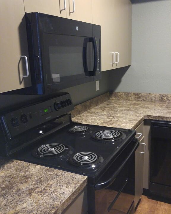 1st image of 124 NE 23rd St APT 5