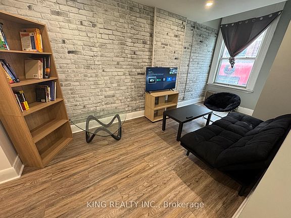 2nd image of 344 Richmond St #1