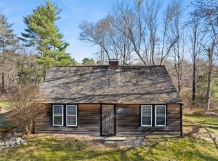 76 Parsonage Rd, Plympton, MA 02367