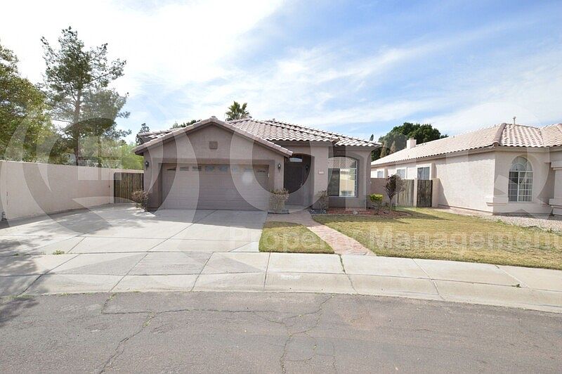 1st image of 5105 W Ross Dr