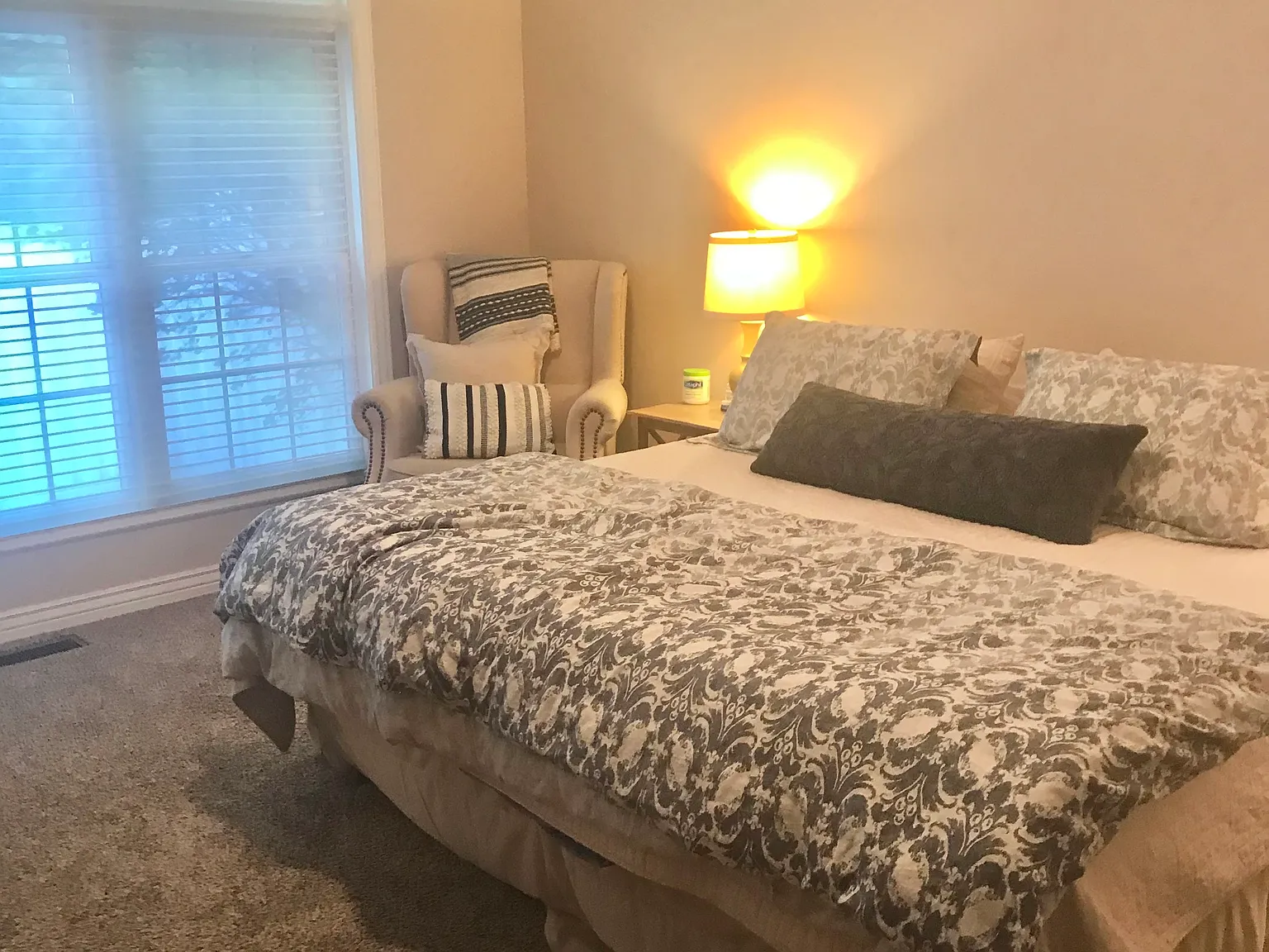 3 bed, 3578 sqft, $3,850 — Photo 4