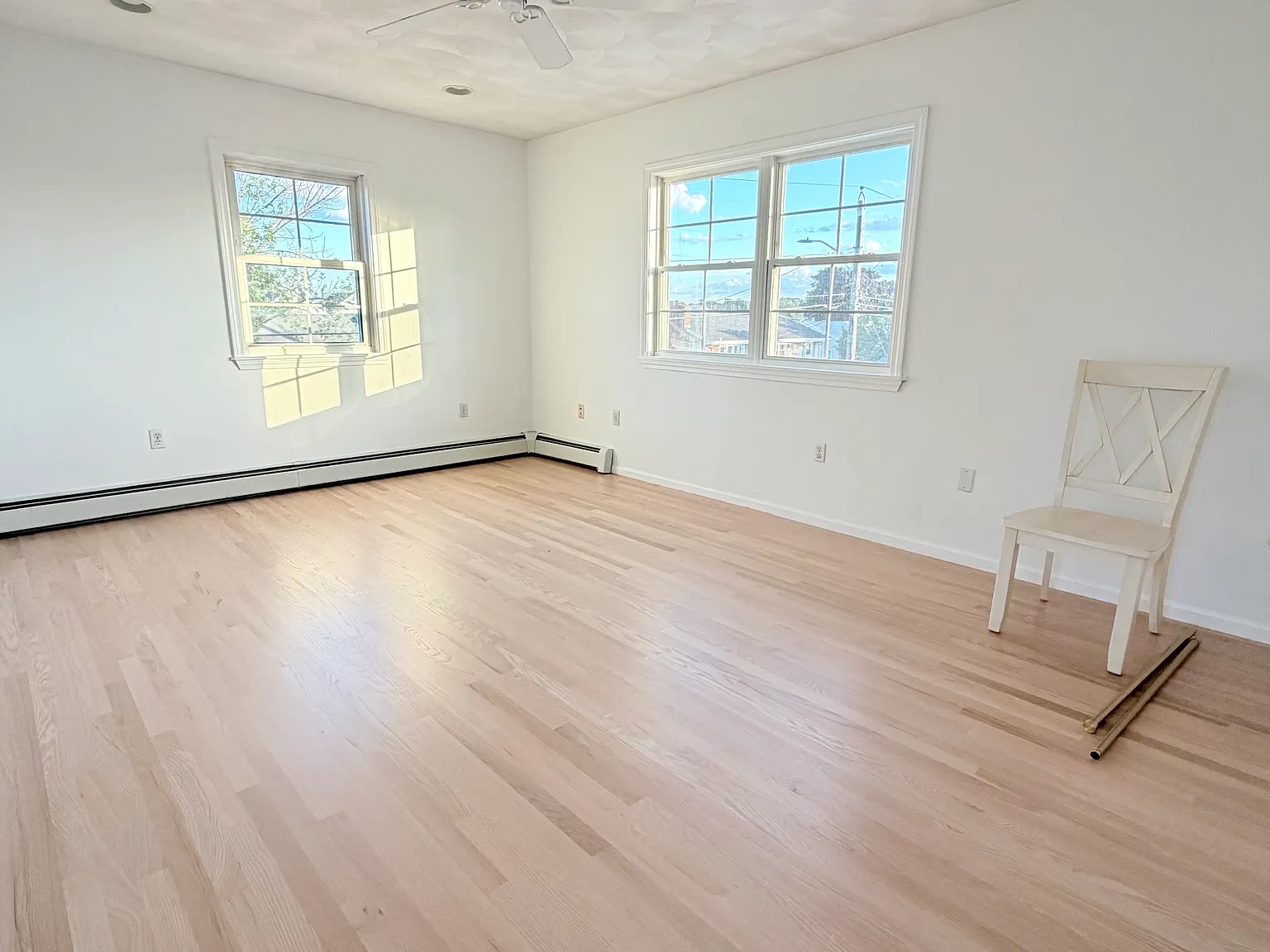 3 bed, 2000 sqft, $1,650 — Photo 2
