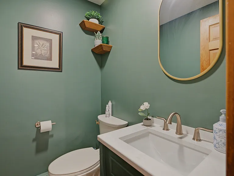 158 Narragansett Ave #U — Photo 5