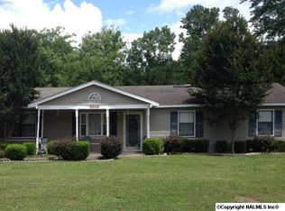 6208 Belgrade Dr NW, Huntsville, AL 35810