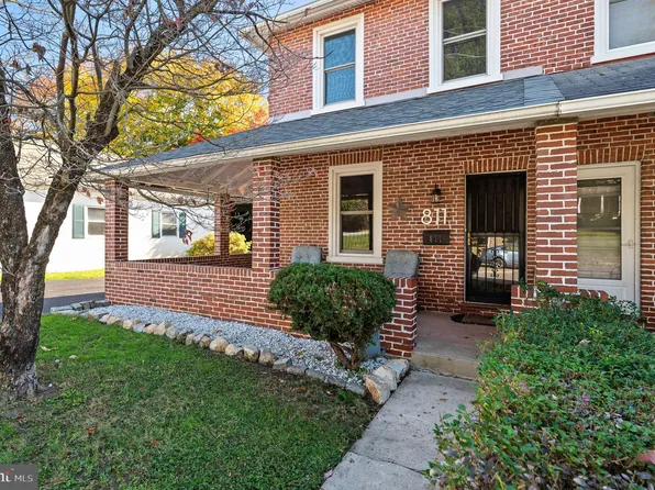 811 Old Lancaster Rd, Berwyn, PA 19312