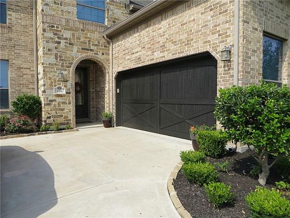 2nd image of 509 Eagle Glen Ln