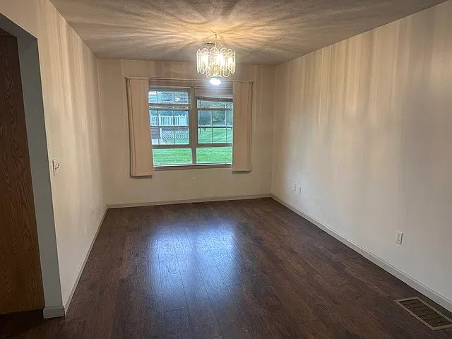 3 bed, $1,850 — Photo 3