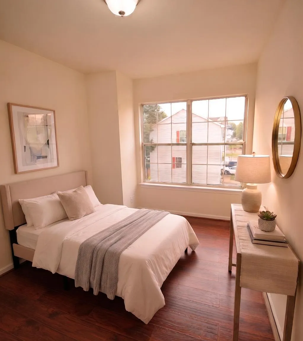 3 bed, 2.5 bath, 1600 sqft, $2,250 — Photo 3