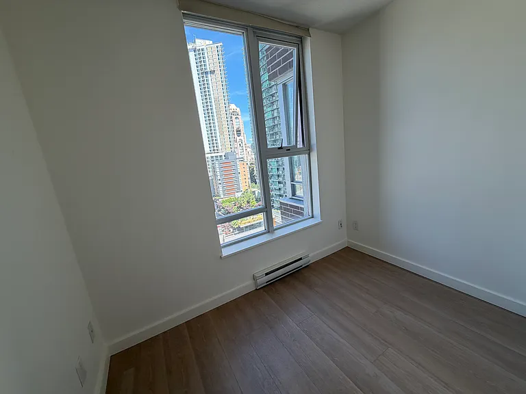 550 Pacific St #1606 — Photo 10