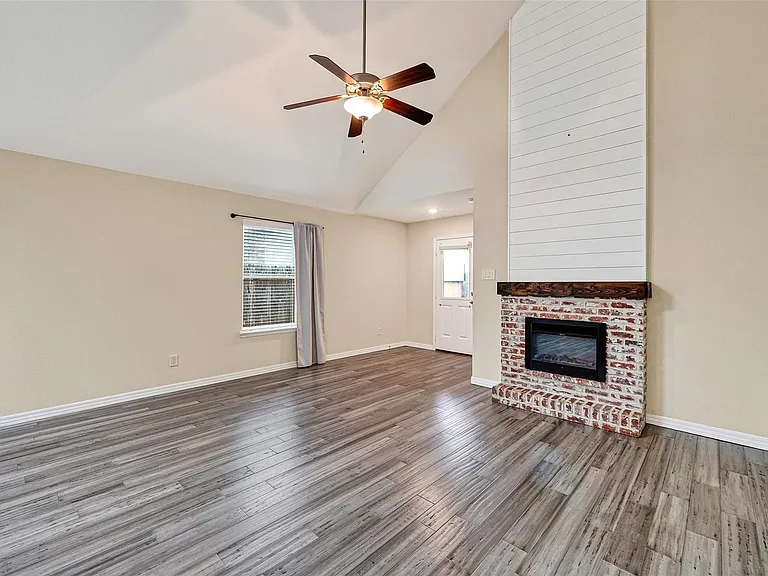4631 Stolz Trl — Photo 20