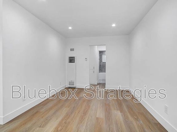 5th image of 1091 Topaz Ave #5
