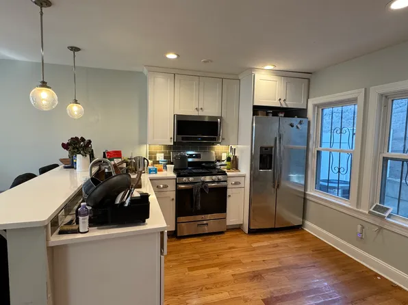 6 Saint James Pl, Roxbury, MA 02119
