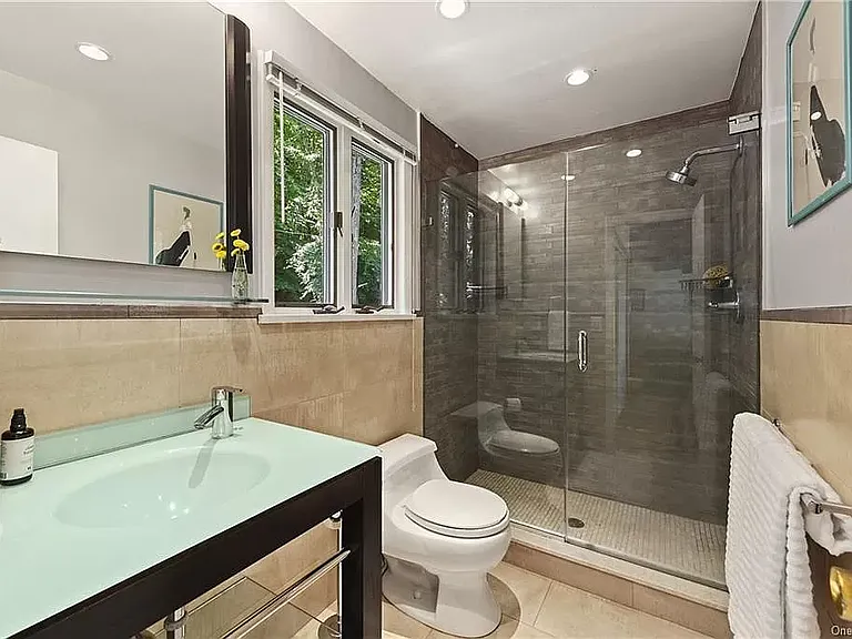 140 Batten Rd — Photo 21