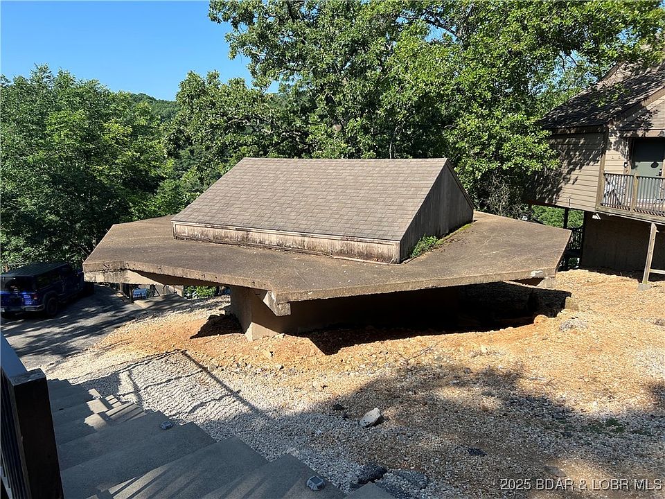 2nd image of 8 & Holiday Shores Dr
