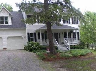 2915 Stone Creek Dr, Sandy Hook, VA 23153