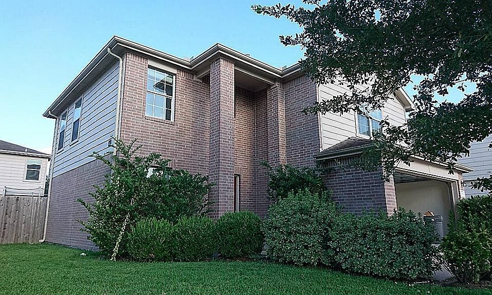 1st image of 6518 Warfield Ln