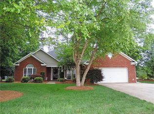 7567 Sedgebrook Dr E, Stanley, NC 28164