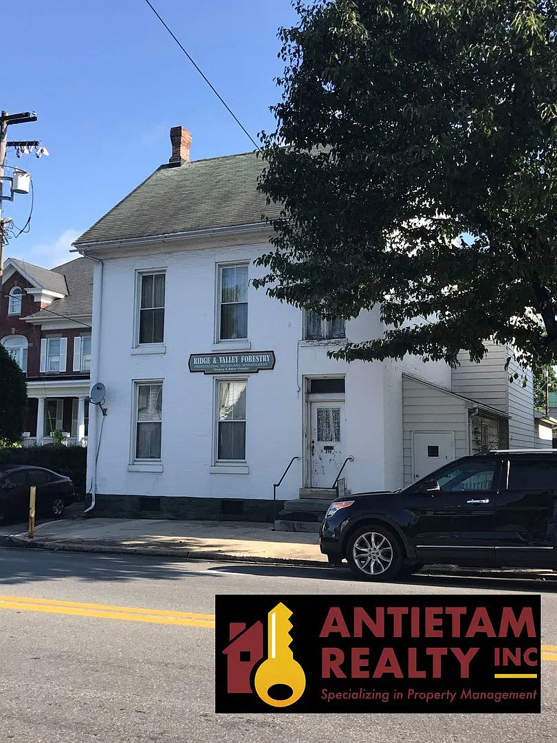 219 W Main St — Photo 1