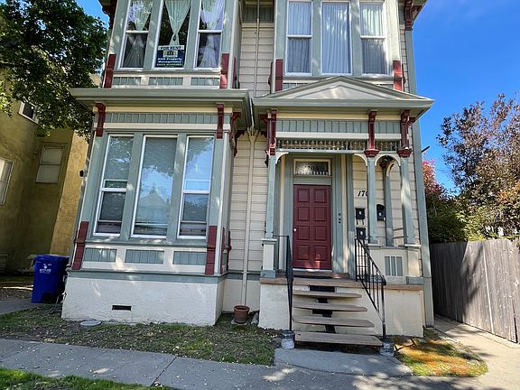 2nd image of 1705 Linden St APT 2