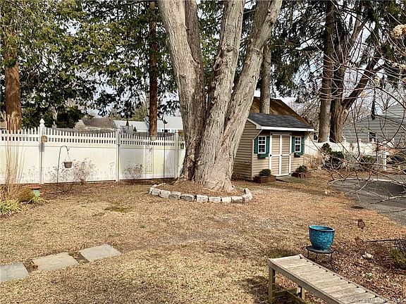 4th image of 278 Gulf St
