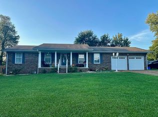 2008 Saxton Dr, Florence, AL 35630