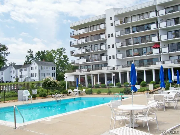 128 Prince St Unit 206, Tappahannock, VA 22560