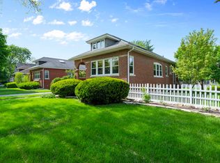 220 3rd St, Downers Grove, IL 60515