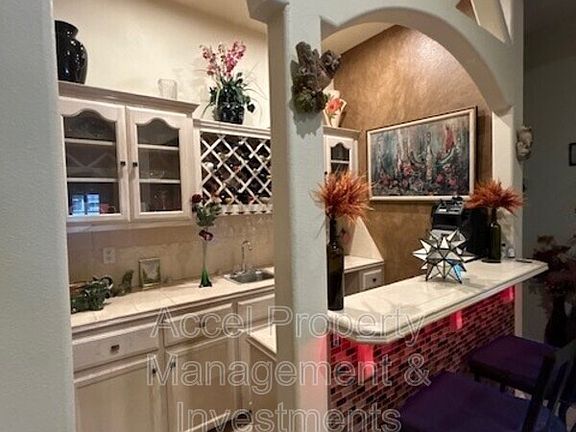 4th image of 5018 S Hummer Ln